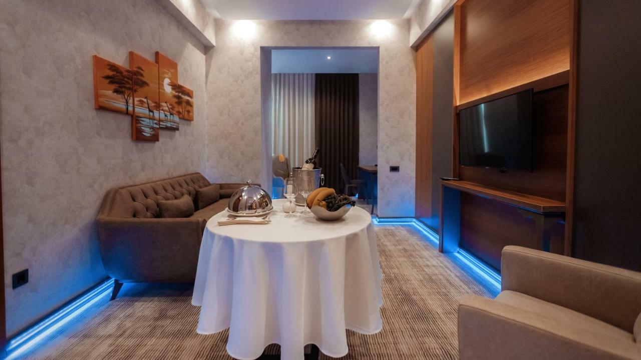 Midtown Hotel Baku Exterior foto